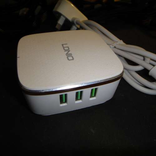 LDNIO力德諾 6USB 充電器 QC3