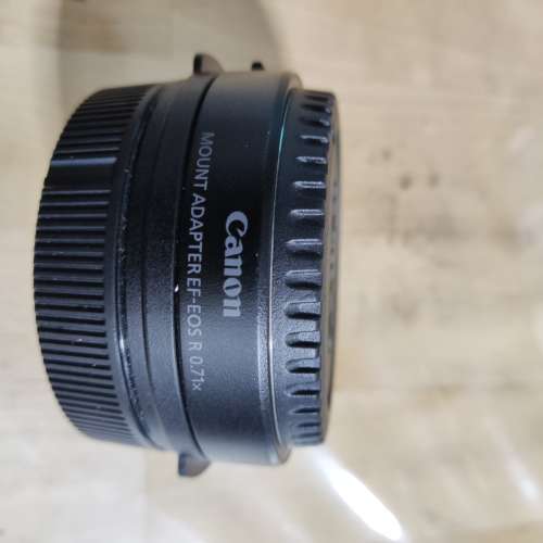 Canon mount adapter ef-eos r 0.71x