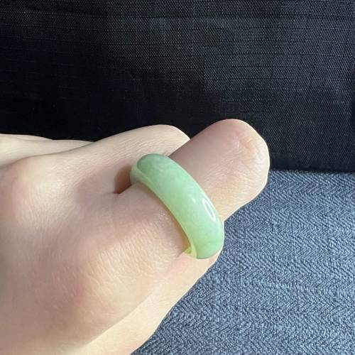 翡翠戒圈A玉果綠色18.4mm（附証書）聖誕禮物、新年禮物、生日禮物🎁