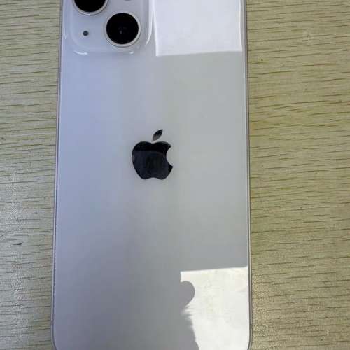 iPhone 13  512GB ，電池容量86 %，跟全新玻璃鋼化貼及保護套