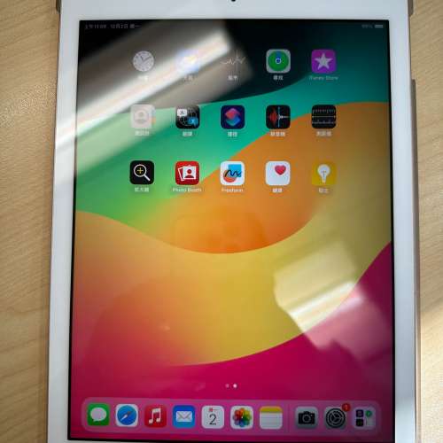 ipad (6代) 32G gold wifi (70% new)