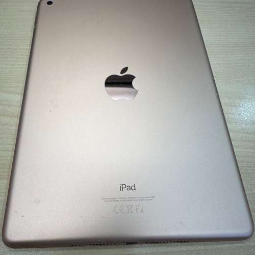 ipad (6代) 32G gold wifi (70% new)