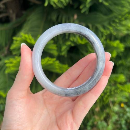 翡翠｜天然緬甸翡翠A貨紫底烏雞手鐲58圏 （附證書）