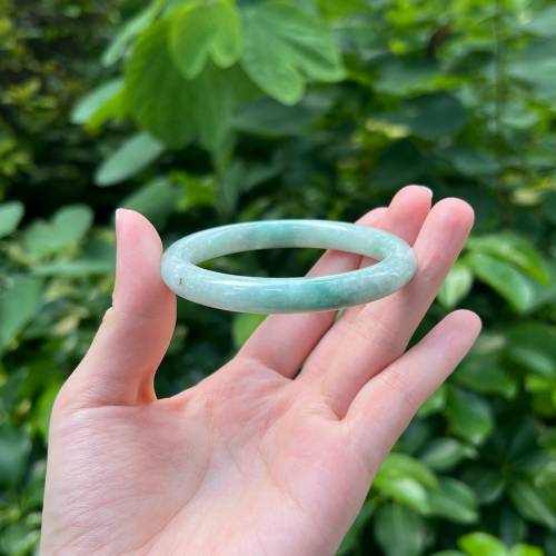 翡翠 |天然緬甸翡翠A貨圓條手鐲54圈（附証書）