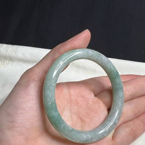 翡翠 |天然緬甸翡翠A貨圓條手鐲54圈（附証書）