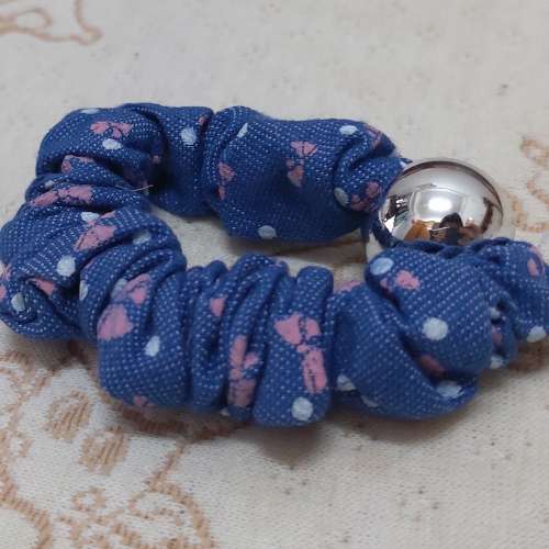 全新藍色波點圓珠紮頭髮橡筋 紮頭髮繩 頭飾 髮飾 紮頭髮 橡筋 橡筋髮圈 紮頭髮飾物 ...