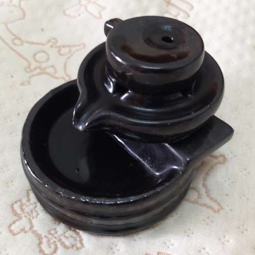 98%NEW倒流香粒一樽 室內香薰 天然塔香 熏香 錐香 塔香 流雲觀賞 (送石墨香爐一個)