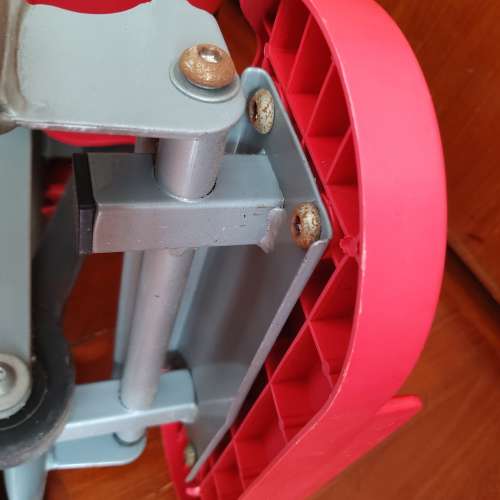 二手健身腳踏搖擺機 減肥 健身 腳踏機 運動減肥瘦身儀器 90% NEW