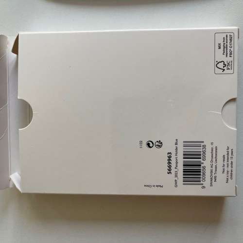 全新 Swarovski Passport Case Cover Protector 護照套 淺藍色 light blue sky blu...