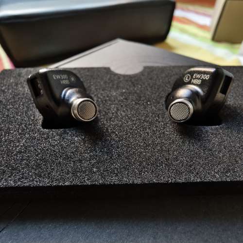 99.9% new SIMGOT EW300 HBB Limited Edition 三混合入耳式耳機 + MAE聲學導管套件 ...