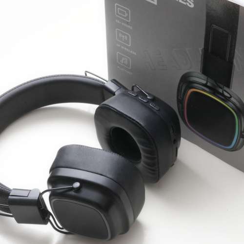 Xoofmass 藍芽耳機(音質優美，高中低音層次分明)抽獎禮物 接近全新 HK$80