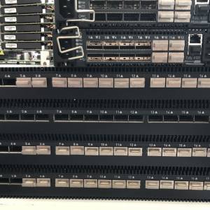 Mellanox SX6018 18 Ports 56Gbps InfiniBand FDR Stand-alone Switch 交換機 1U 電...