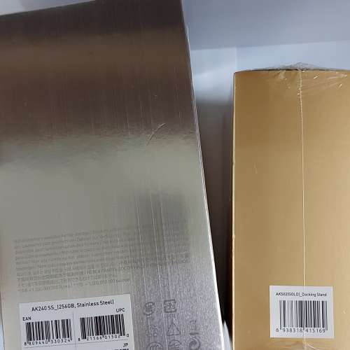 Astell & Kern AK240ss 連 全新未拆Docking Stand(Gold)