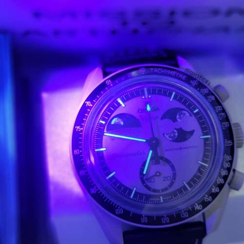 Omega x swatch mission to  earthphase