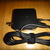 ASUS 原裝牛No: ADP-45DW A  for Zenbook Vivobook 45W 19V 2.37A 4mm