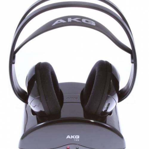 AKG K910