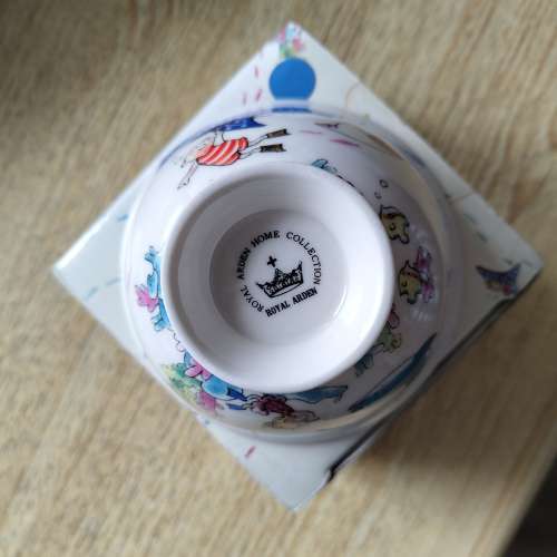 聖誕禮物 全新陶瓷小碗一個，海洋圖案