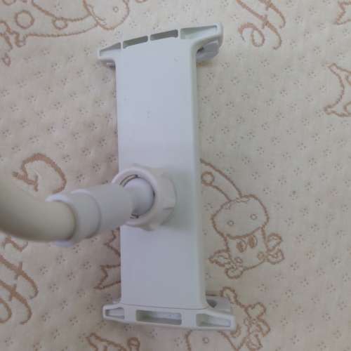 98% NEW白色手機支架 手機架 支撐架 懶人支架 LED燈架