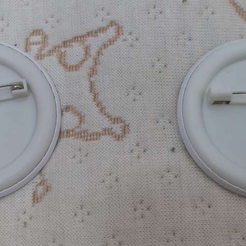 全新MY BAG 襟章 徽章 掛飾 胸針 別針 胸章 扣章 襟針 扣針 Pins