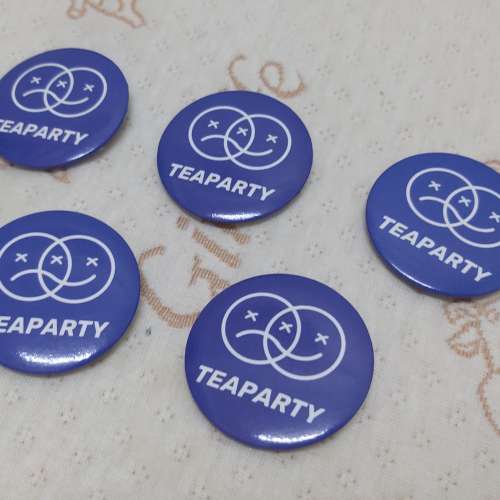 全新 Teaparty 公仔 襟章 徽章 掛飾 胸針 別針 胸章 扣章 襟針 扣針 Pins