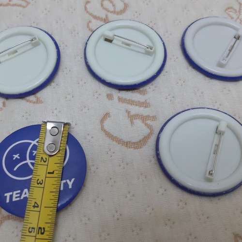 全新 Teaparty 公仔 襟章 徽章 掛飾 胸針 別針 胸章 扣章 襟針 扣針 Pins