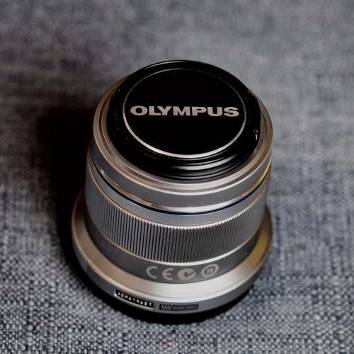 Olympus 45mm f1.8 (MFT,M43)