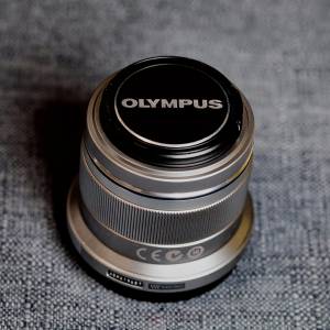 Olympus 45mm f1.8 (MFT,M43)