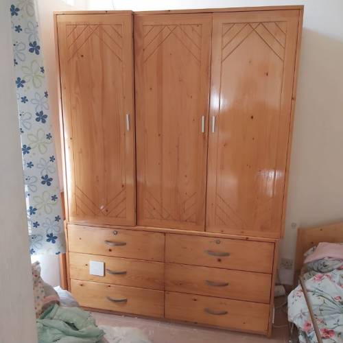 實心松木衣櫃