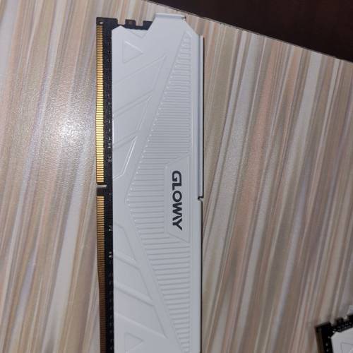 GLOWAY 天策系列 DDR4 PC 64GB (32GB×2) 3200 月白

VGM40X32C18BG-DTACH