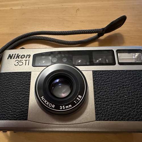 Nikon 35 Ti