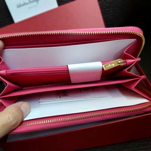 Salvatore Ferragamo 銀包(正貨)