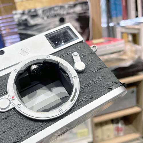 Leica M10 Digital Camera "Leitzpark Edition"Silver Chrome Finish 20024