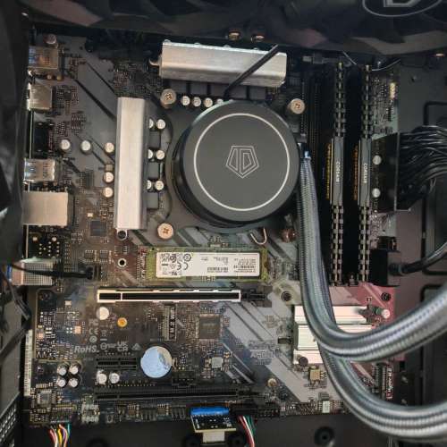 i9 12900K ASROCK Z690M Samsung 1TB Corsair 32GB DDR4 1000W ATX3.0