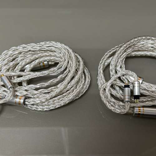 (耳機線:飄雪)與藍龍王耳機線粗度相約但作極大提升，同時使用64升級線絕緣PVC外皮，...