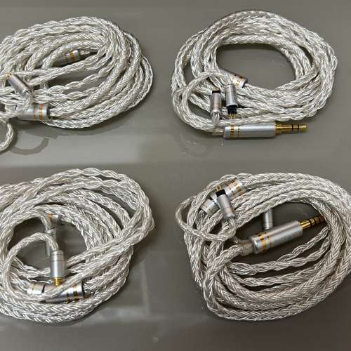 (耳機線名:飄雪)與藍龍王耳機線粗度差不多但作出極大提升，同時使用64升級線之絕緣P...