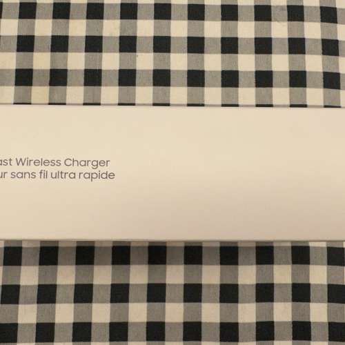 SAMSUNG Super Fast Wireless Charger 無線充電機 行貨 100%全新 三星專門店購入$46...