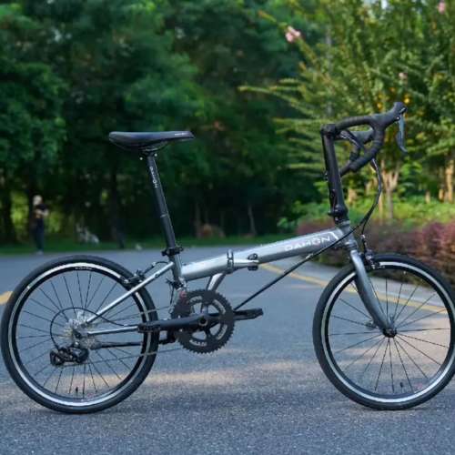 2025 DAHON KDC083 18速 20吋451 公路把 鉻鉬鋼折叠車 送水架前後蛙燈