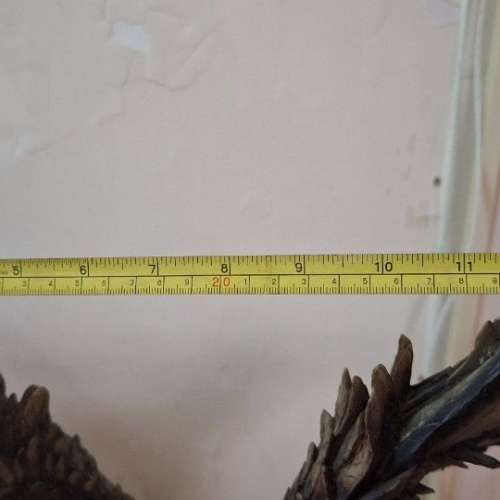 飛鷹擺設極重手