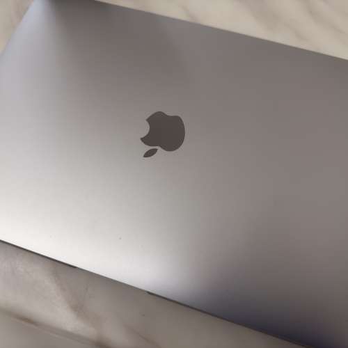 Macbook Air M1 Silver 銀色 (16Gb RAM 256Gb SSD)