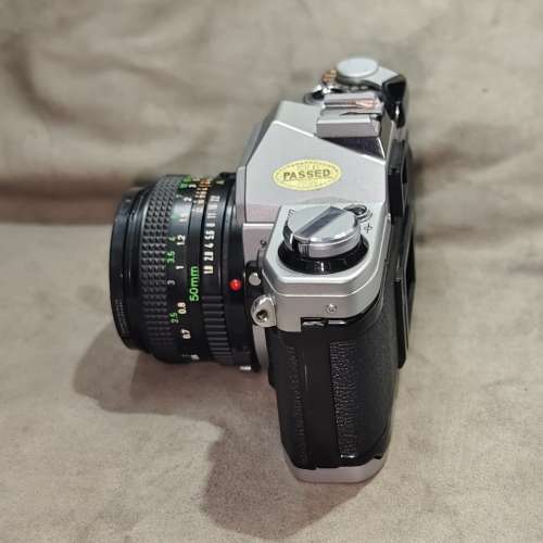 Canon AE-1 + 50/1.8 FD film camera