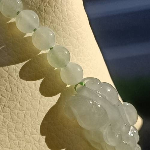 💝緬甸天然A貨冰膠翡翠貔貅手串
  （可代做香港玉石鑒定証書）
❤30mm*14mm*9mm
❤...