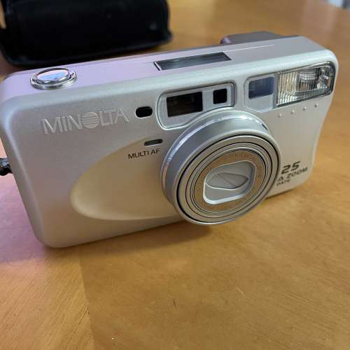 Minolta riva 125