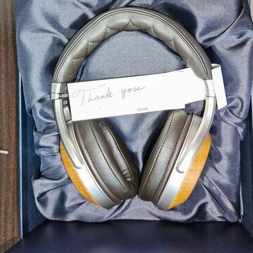 幾乎全新 Denon D9200 香港行貨 有單有盒 日本製造 連 Bispa 純 4.4mm 平衡線