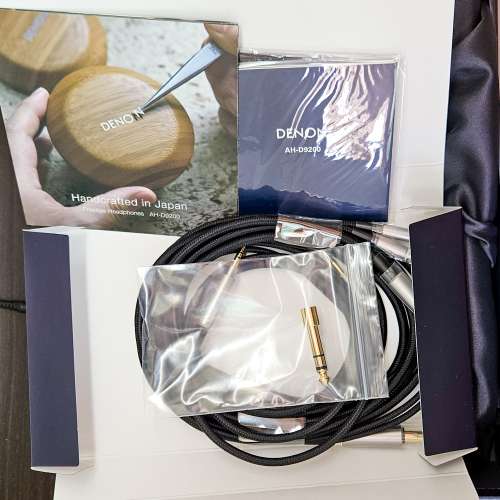 幾乎全新 Denon D9200 香港行貨 有單有盒 日本製造 連 Bispa 純 4.4mm 平衡線