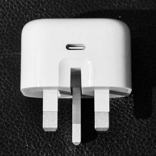 iPhone 12 Pro Max, 99%新淨 (not iPhone 14 Plus, iPhone 13 Plus, iPhone 13 Pro...