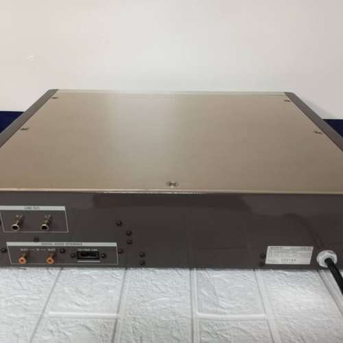 Sony DAS R1