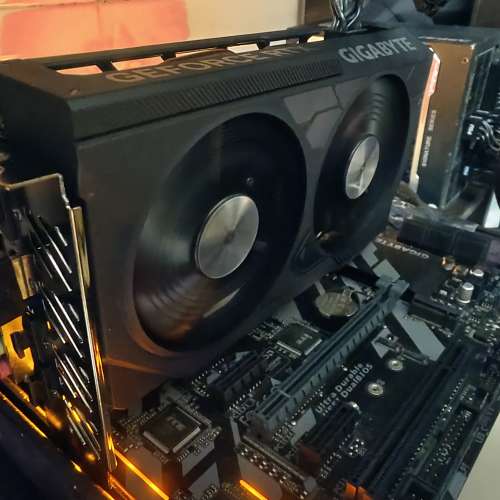 rtx4060 技嘉oc99新24年7月入手，有收據