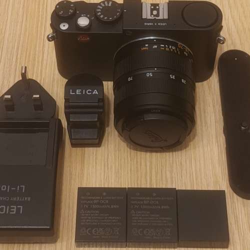 Leica x vario [Typ 107] - Vario Elmar 28-70mm f3.5
