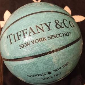 Tiffany & Co 藍球