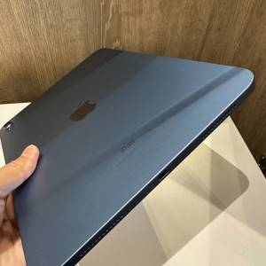 99.9新iPad 第10 代 256gb,港行購於7月，還有保養至25年7月！淨機連売，不議價！謝謝...